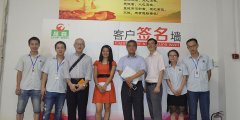 客户合影5